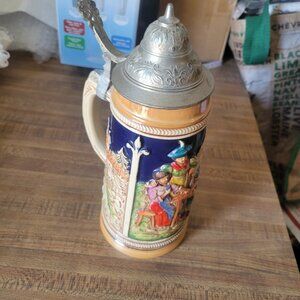 Vintage German Stein Pewter Lid. Scene